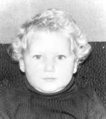 Sandy Davidson official source photo