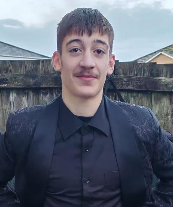 Taylor Charlton